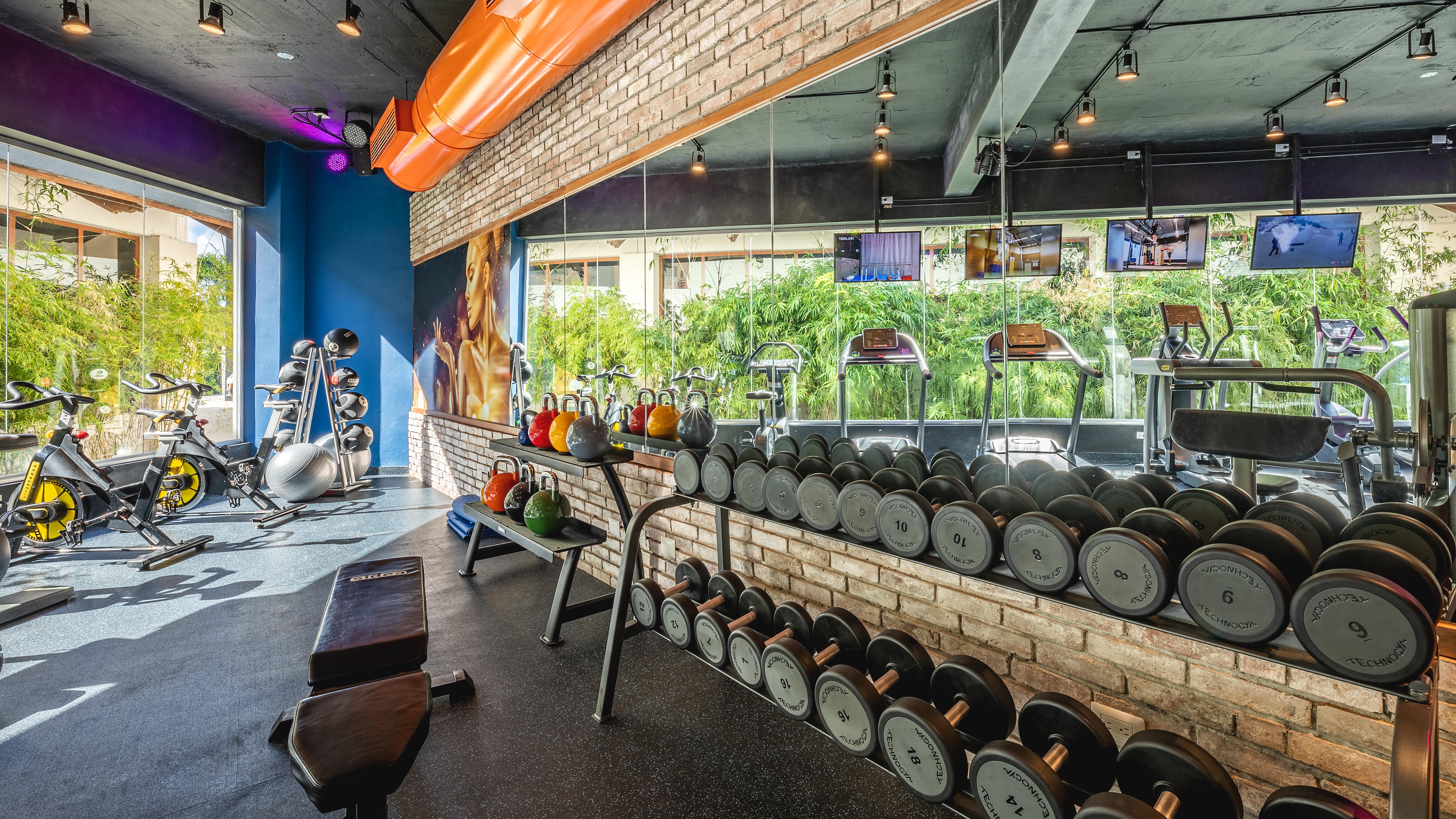 Be Live Collection Punta Cana (Adults Only) Exterior foto Anytime Fitness in Bangkok, Thailand