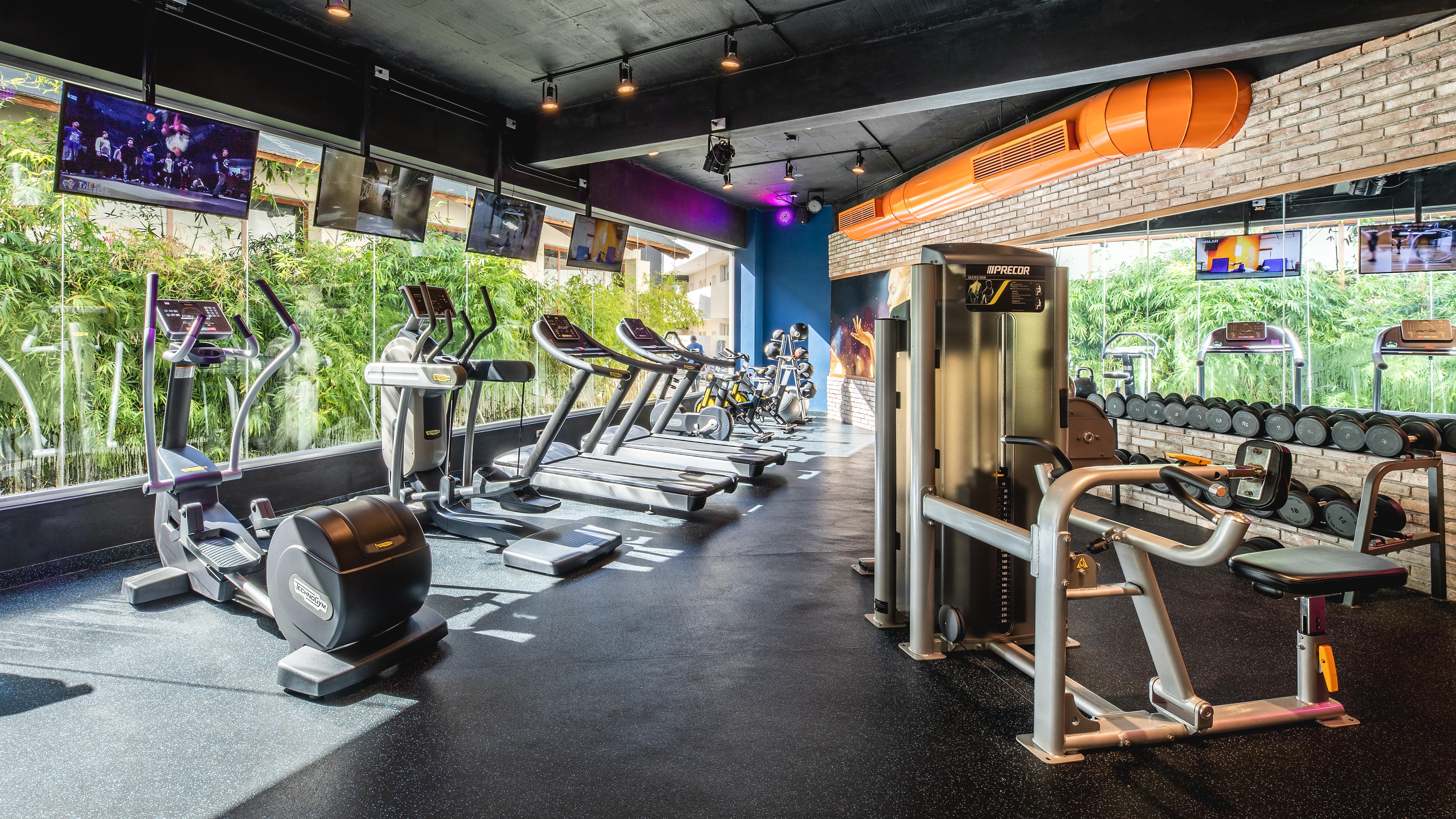 Be Live Collection Punta Cana (Adults Only) Exterior foto Anytime Fitness in Bangkok, Thailand