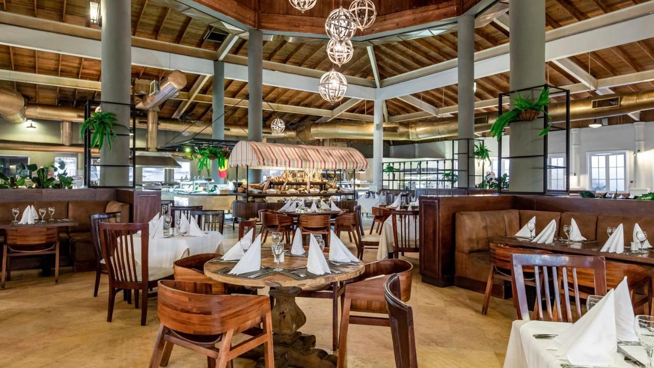 Be Live Collection Punta Cana (Adults Only) Exterior foto The restaurant at the resort