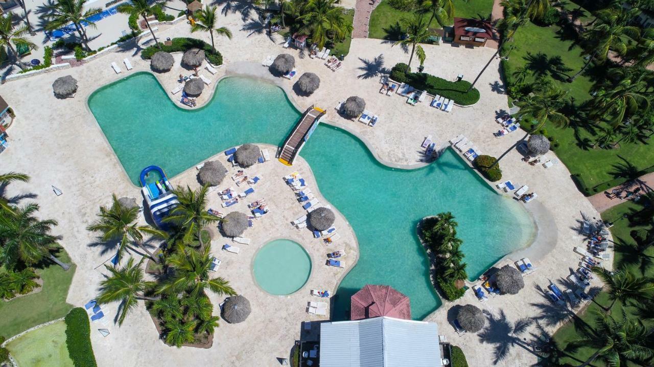 Be Live Collection Punta Cana (Adults Only) Exterior foto Aerial view of the pool at the Iberostar Grand Hotel Bávaro